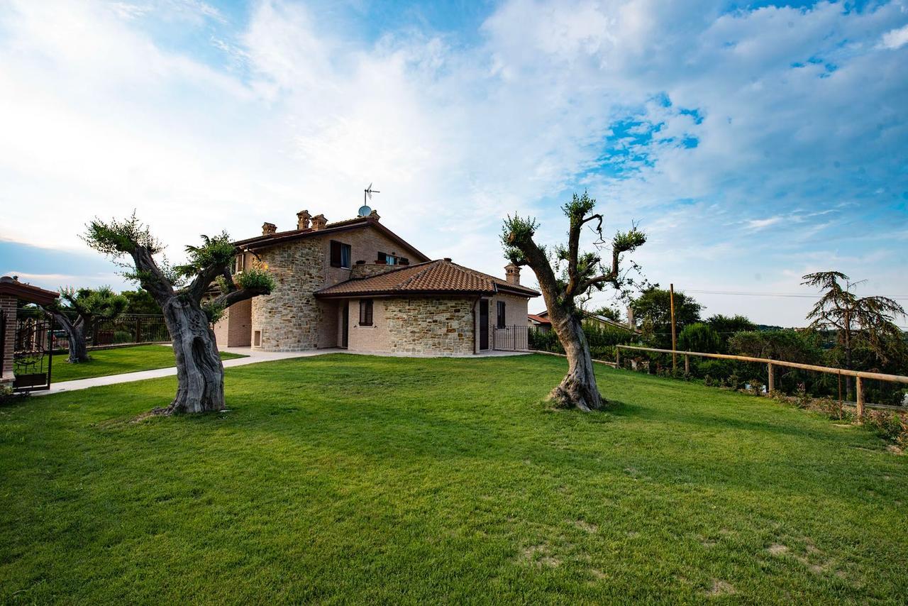 B&B Madonna Carradori Country Offagna Eksteriør billede